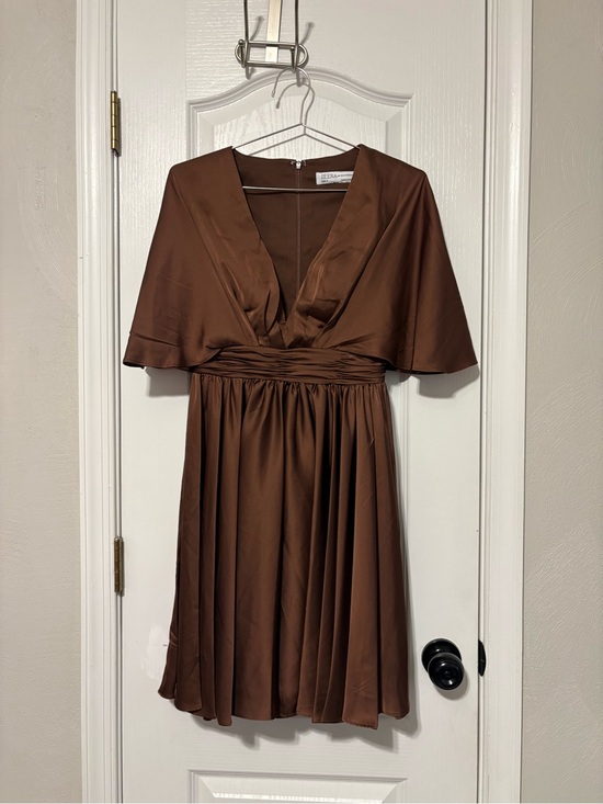 Mac Duggal Dresses & Skirts - NWT Mac Duggal Chocolate Brown Satin V-Neck Midi Dress